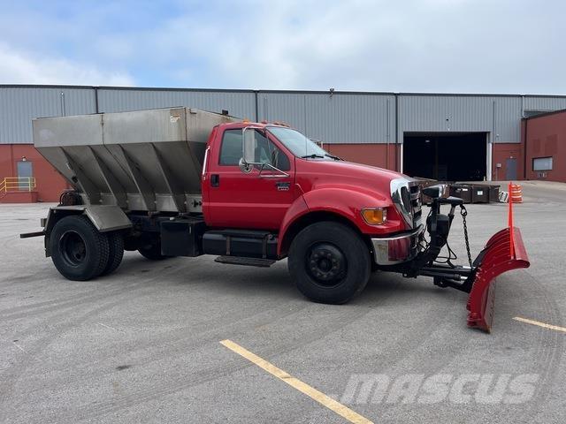 Ford F-650 Kar küreme biçaklari