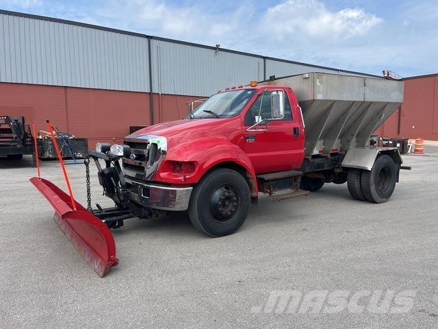 Ford F-650 Kar küreme biçaklari