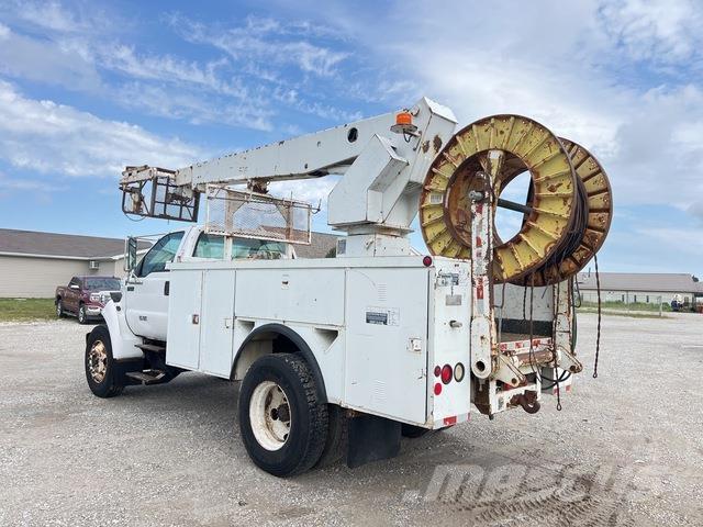 Ford F-650 Araç üstü platformlar