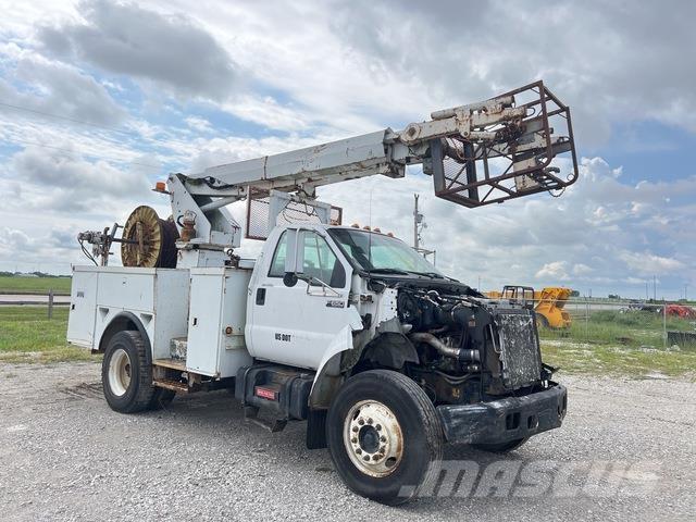Ford F-650 Araç üstü platformlar