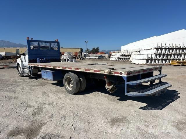Ford F-650 Flatbed kamyonlar