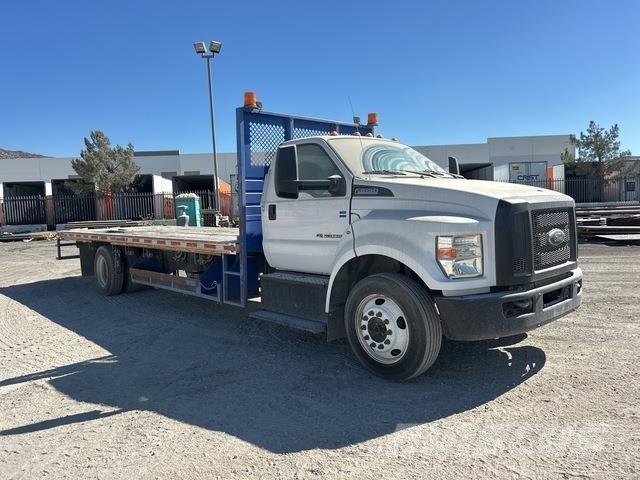 Ford F-650 Flatbed kamyonlar