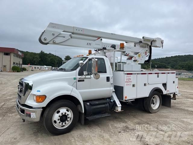 Ford F-750 Araç üstü platformlar
