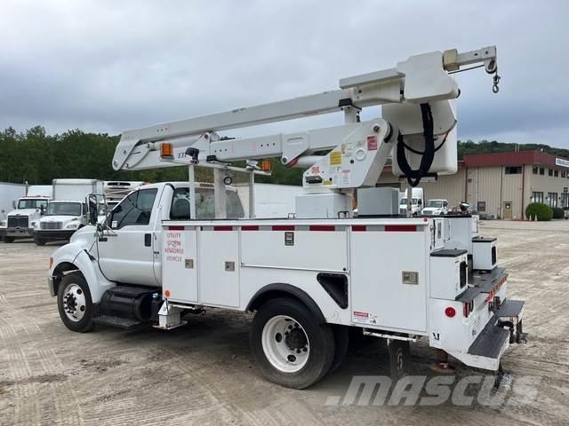 Ford F-750 Araç üstü platformlar