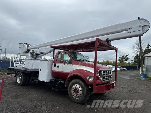 Ford F-750 Araç üstü platformlar
