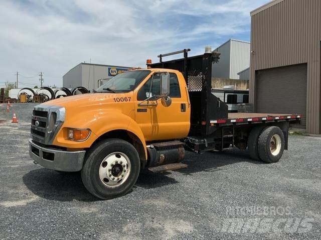 Ford F-750 Flatbed kamyonlar