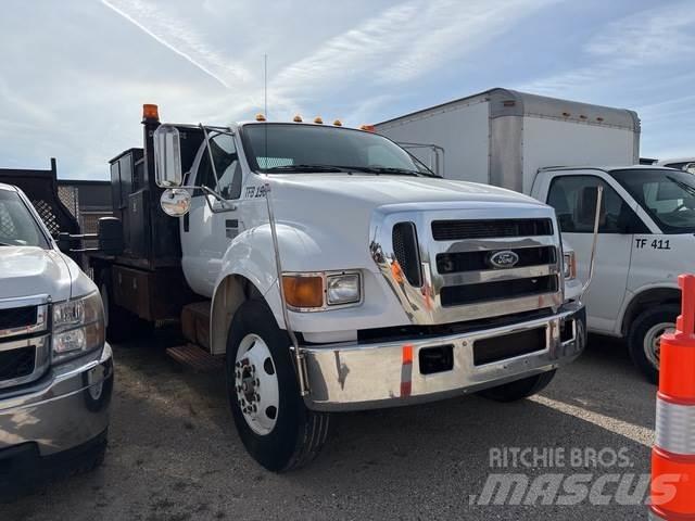 Ford F-750 Flatbed kamyonlar