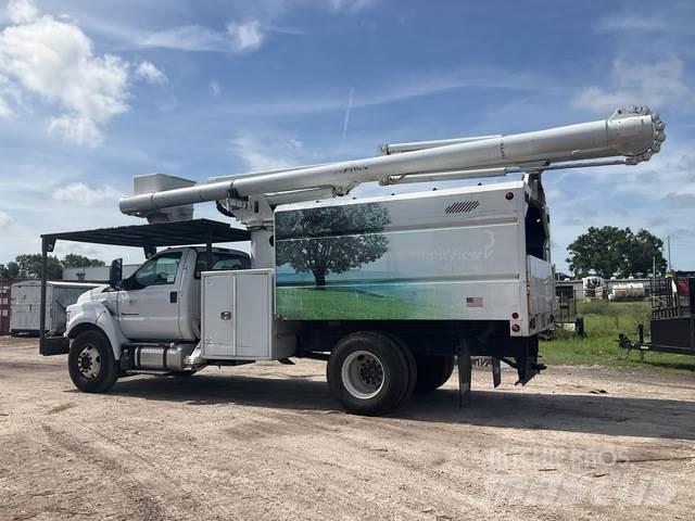 Ford F-750 Araç üstü platformlar