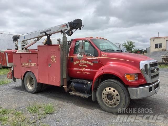 Ford F-750 Belediye / genel amaçli araçlar