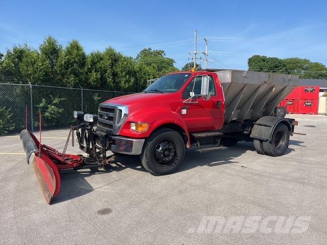 Ford F-750 Kar küreme biçaklari