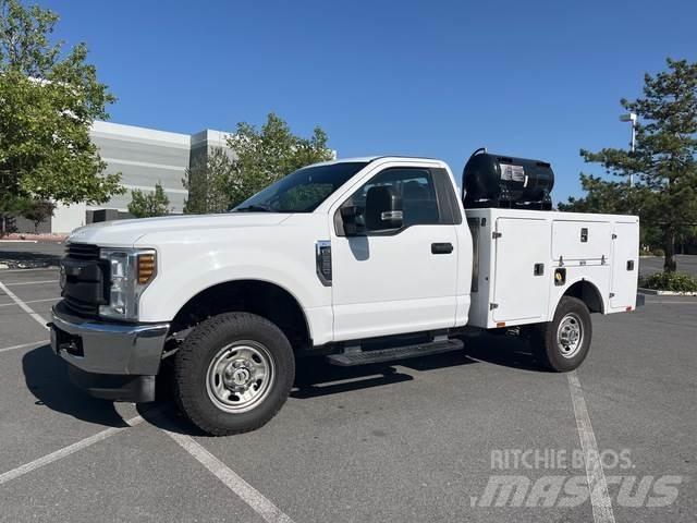 Ford F250 XL Belediye / genel amaçli araçlar