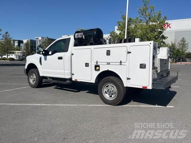 Ford F250 XL Belediye / genel amaçli araçlar