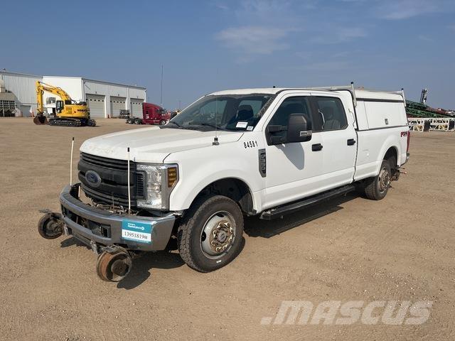 Ford F350 Pikaplar