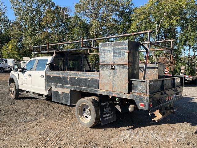 Ford F450 Flatbed kamyonlar