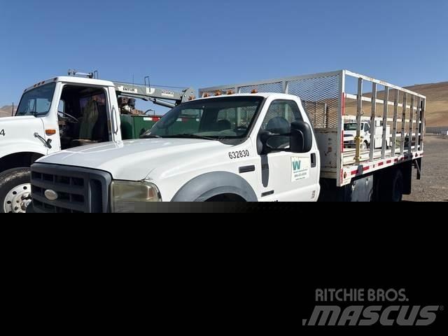 Ford F550 Flatbed kamyonlar