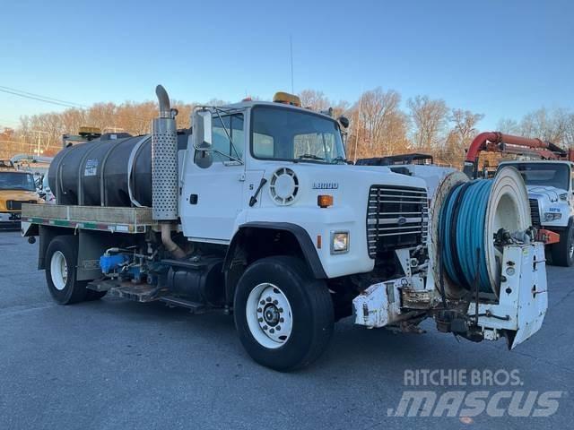 Ford L9000 Vidanjörler