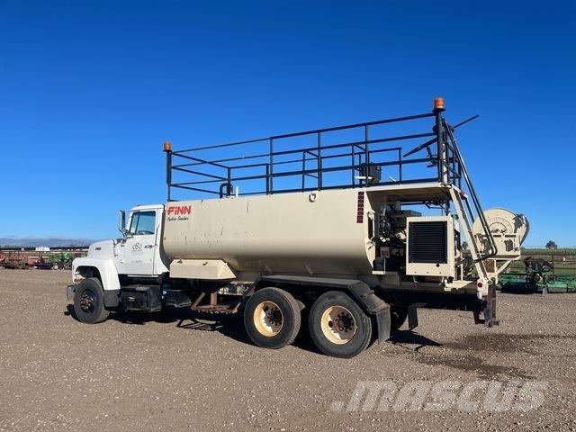 Ford L9000 Diger tarim makinalari