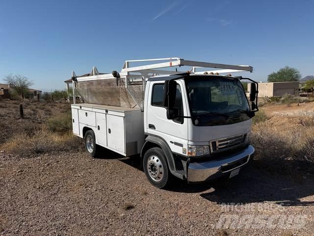 Ford LCF Pikaplar
