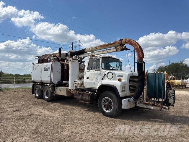 Ford LNT8000F Paletli ekskavatörler