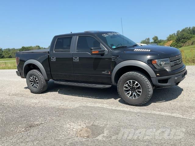 Ford Raptor Pikaplar