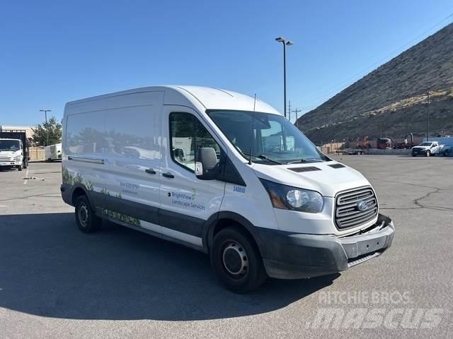 Ford Transit Panel vanlar