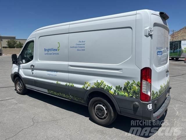 Ford Transit Panel vanlar
