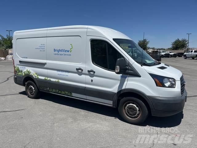 Ford Transit Panel vanlar