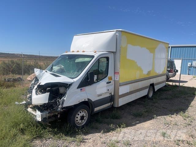 Ford Transit Panel vanlar