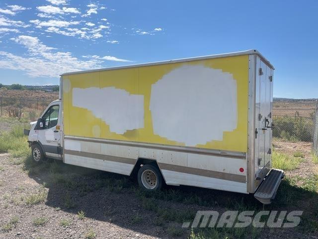 Ford Transit Panel vanlar