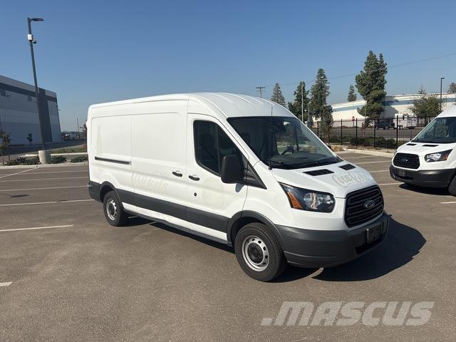 Ford Transit Panel vanlar