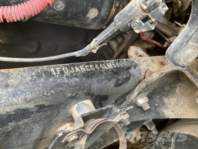 Freightliner  Çekiciler