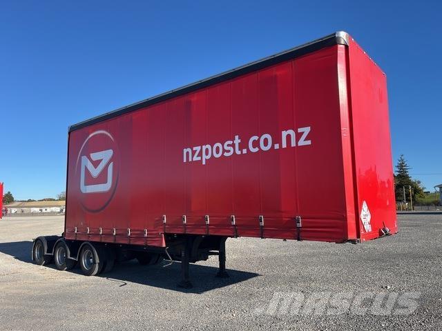 Fruehauf  Kayar tenteli çekiciler