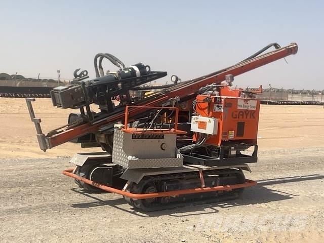  Gayk HRE3000 Titreşimli kazık çakıcıları