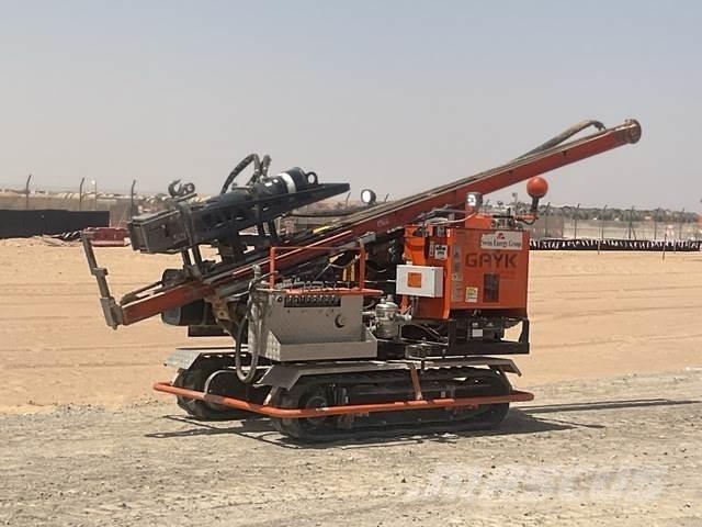  Gayk HRE3000 Titreşimli kazık çakıcıları