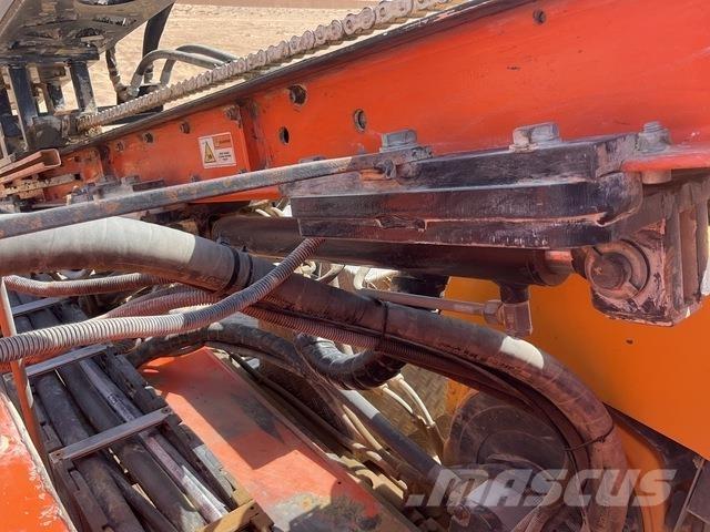  Gayk HRE3000 Titreşimli kazık çakıcıları