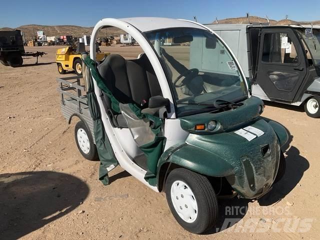  GEM E825 Küçük araçlar
