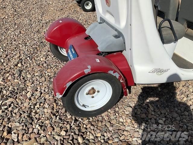  GEM E825 Küçük araçlar