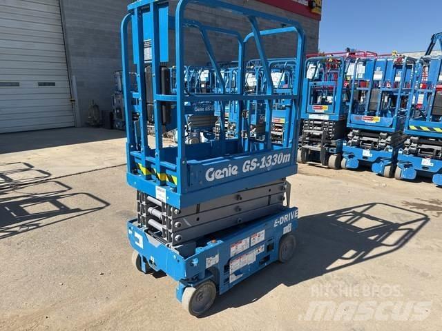 Genie GS-1330M Makasli platformlar