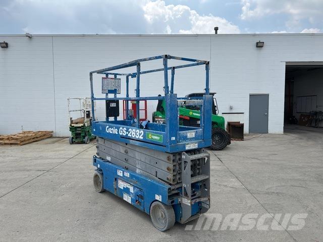 Genie GS-2632 Makasli platformlar