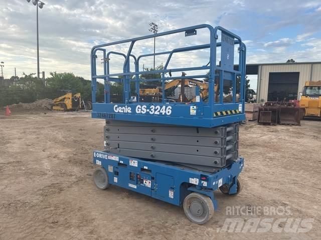 Genie GS-3246 Makasli platformlar