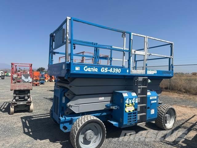 Genie GS-4390 Makasli platformlar