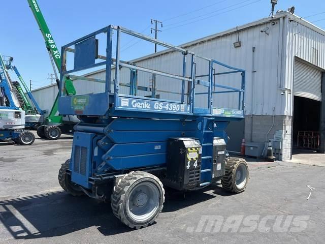 Genie GS-4390 Makasli platformlar