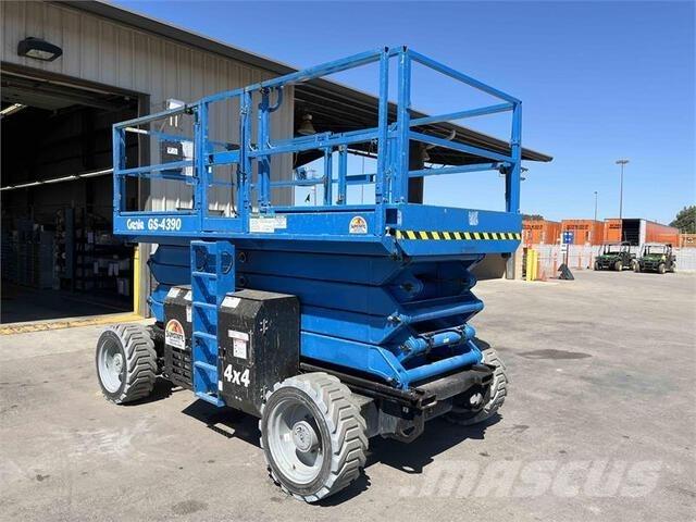 Genie GS4390RT Makasli platformlar