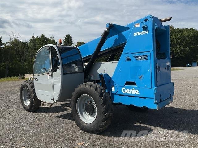 Genie GTH-844 Teleskopik yükleyiciler