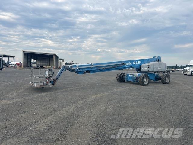 Genie S-125 Teleskopik personel platformları