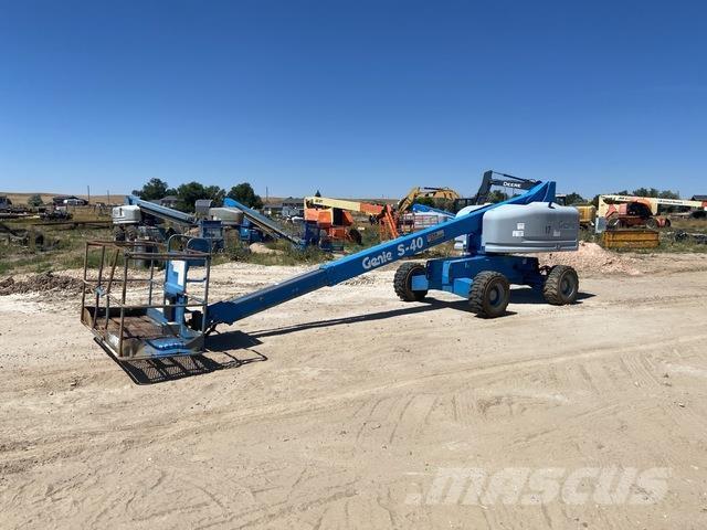 Genie S-40 Diger