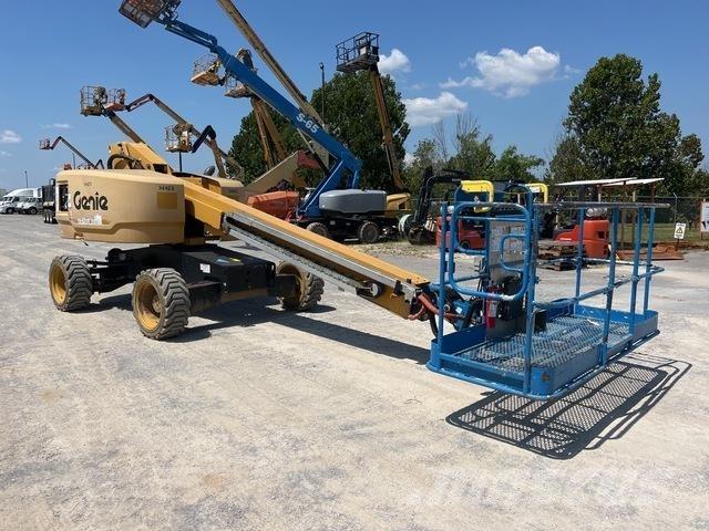 Genie S-40XC Teleskopik personel platformları