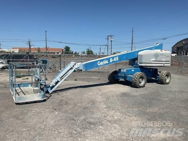 Genie S-45 Diger