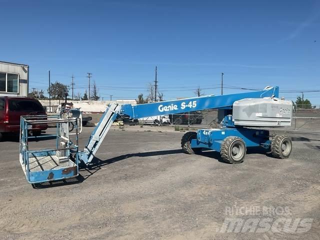 Genie S-45 Diger