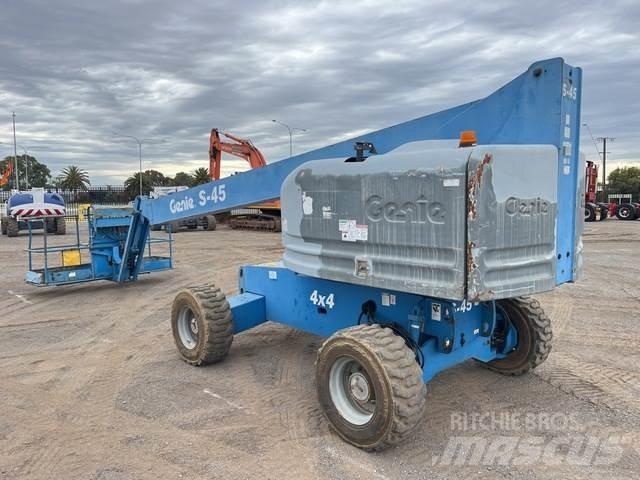 Genie S45 Diger